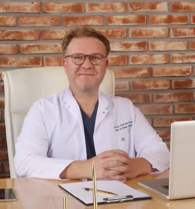 Prof. Dr. Cenk Eray Yıldız - Varis Hastalığını Yok Eden Uzmanlık!