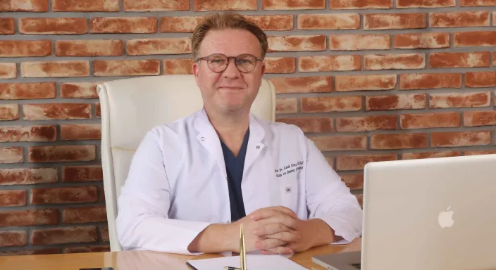 Prof. Dr. Cenk Eray Yıldız - Varis Hastalığını Yok Eden Uzmanlık!