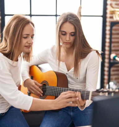Gitar Akademi: Uzman Eğitmenlerle Keyifli Bir Yolculuk