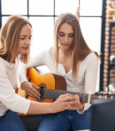 Gitar Akademi: Uzman Eğitmenlerle Keyifli Bir Yolculuk