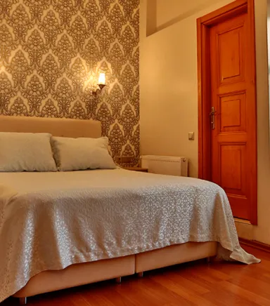 Büyükada'nın Otantik Ruhuyla Modern Konforu Buluşturan: Mimoza Otel