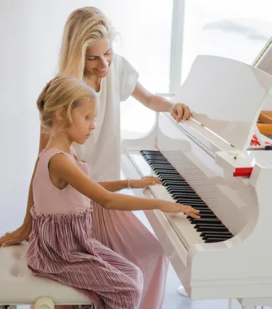 Hayallerinizdeki Melodilere Açılan Güvenilir Kapı: Piyano Akademi